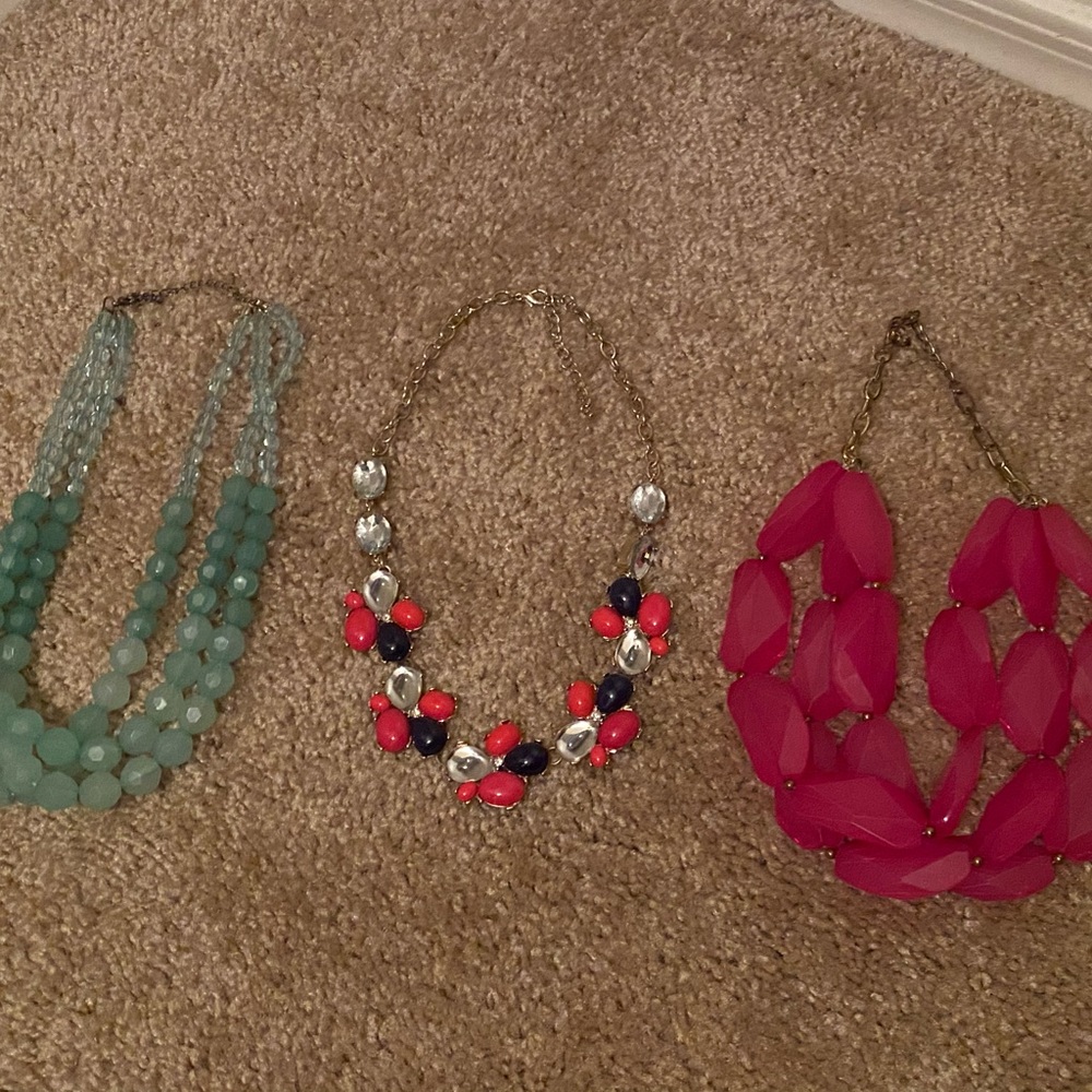 3 Necklaces - Picture 1 of 3